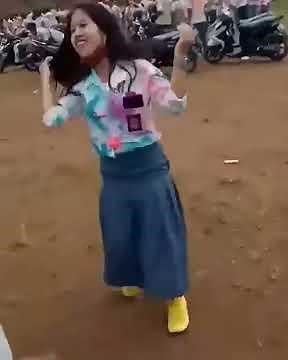 Corat coret lulusan anak sekolah SMA