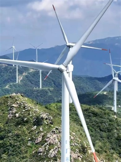 Why Wind Turbines are Working Slow❓🫠 #windturbine #foru #science #facts #uku