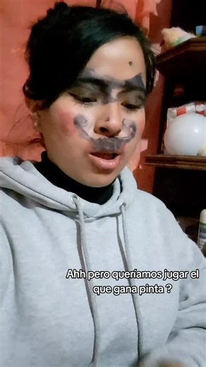 🤣😂#elqueganapinta #viralvideo #juegosdivertidos #fyp #