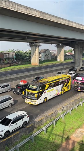 Ketika rahma adu suara 42not vs 6 not😁 @tomi rahma nursyifa02 @mangyadiapriliastyle @AZKduino Automation - VGM #fyp #huntingbus📸 #basuri #rahmanursyifa02 #puterautama