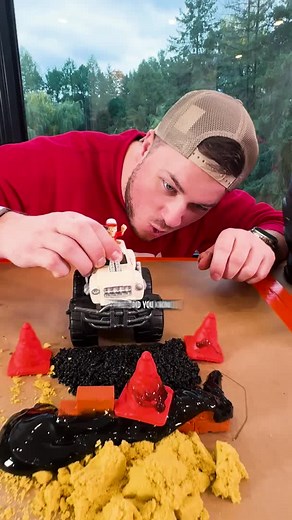 Moster Truck Smashers unboxing! These thjngs wre soo cool 😄#Smashers #SmashersMonsterTruck #MonsterTruckSurprise #Zurutoys TikTok @ZURU Toys