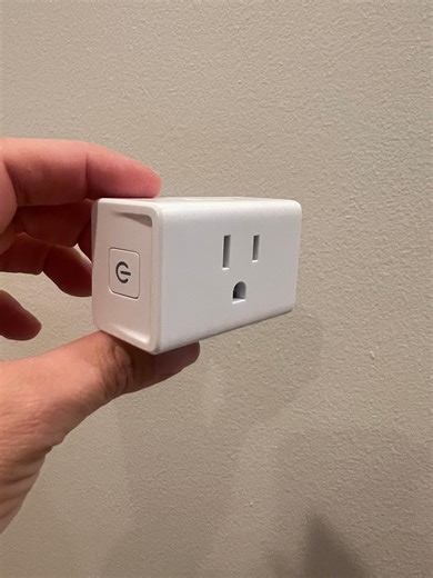 Watch Be smart & grab these smart plugs to make your life easier on Amazon Live