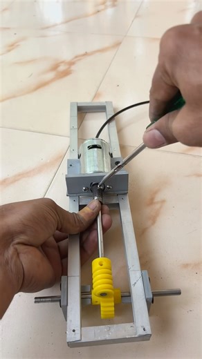 DIY DC Motor Powered Car | Mechanical Build Project 775 Motor