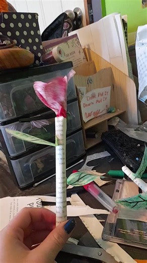 How to Make Beautiful Paper Flowers from Old Books