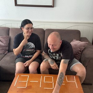 37K views · 1.3K reactions | Guess the object #0228  | Deaf Onno Jansen | Facebook