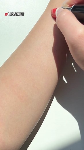 Explore 6 New Mac Lustreglass Lipstick Shades