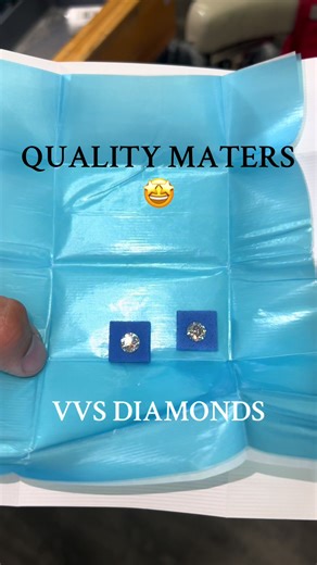 IF THE DIAMONDS DONT HAVE CERTS YOURE DOING IT WRONG !!🤫🤫 #diamonds #vvs #clarity #earrings