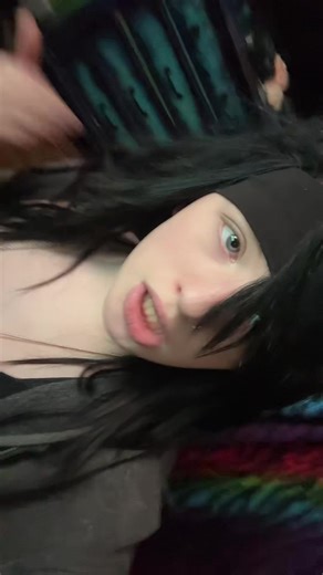 Gerard ways hair grease🧟‍♀️ (@gerardwayluvr69)’s videos with guys dont like me by it boys - jen