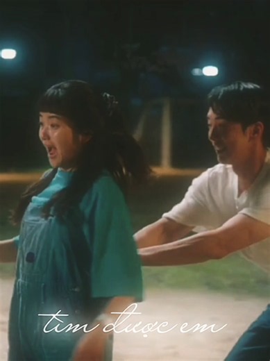 Cảnh vòi nước ở sân trường trong Twenty Five Twenty One: Nam Joo Hyuk - Kim Tae Ri