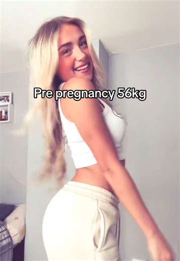 30 kg and learning to love this body as much as I loved my pre pregnancy one #pregnancy #thirdtrimester #2under1 #colostrum #pregnant