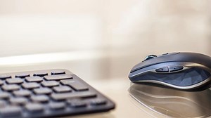 Mouse Baru Logitech Mampu Kendalikan 3 Komputer Sekaligus