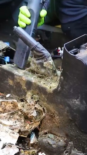 144K views · 1.5K reactions | #clean #detailing #viral | Scrub | Facebook