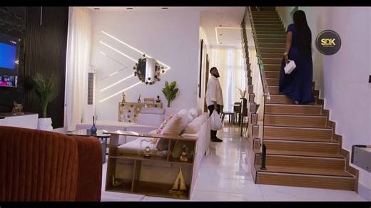 He is in love with his boss but didn’t know how to tell her until this faithful day. What she did next surprised him 😂