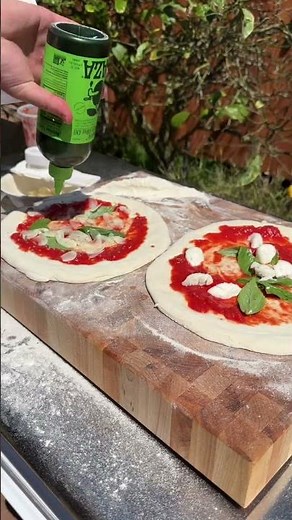 World’s Fastest Pizza Maker