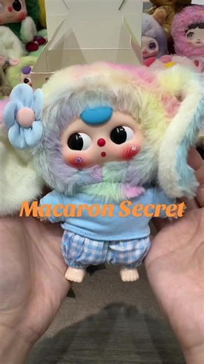 Macaron Secret Rainbow Bunny Unboxing!