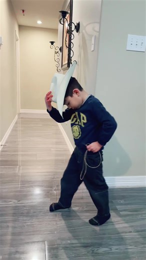 La chona song 🎶 #lachonachallenge