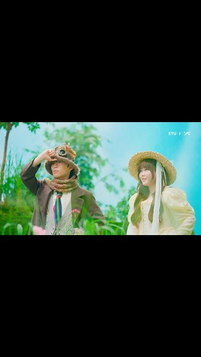 AKMU on Instagram: "AKMU - The Making of ’Hero‘ M/V STORY ▶️ FULL VIDEO ON AKMU OFFICIAL YOUTUBE #AKMU #악뮤 #LEECHANHYUK #이찬혁 #LEESUHYUN #이수현 #3rdMINIALBUM #LOVE_EPISODE #TITLE #Hero #MV_BEHIND #YG"