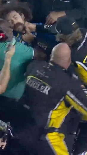 Carson Hocevar and Ryan Blaney fight at Bristol