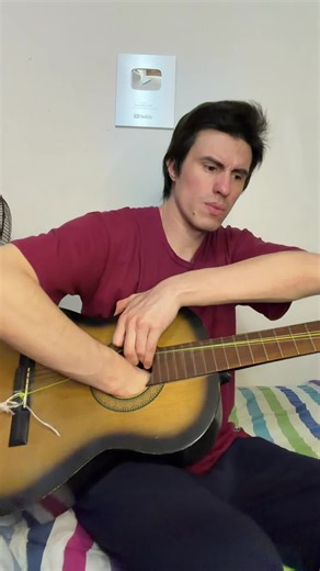 Only guitarist will understand🤯#guitar #music #art #guitartok #lifehacks