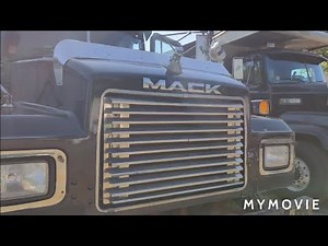 Mack Dump Truck. Parking light and turn signal repair.