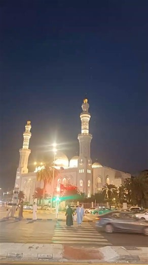 Beautiful Mosque 🕌 Inside & Outside Views | Peaceful Islamic Architecture