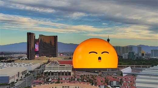 March in Las Vegas begins with record heat, windy weather