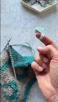 Top Knitting Tip #8 (2025): Using A Yarn Guide!
