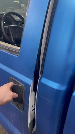 This might just be the year it runs down the track. #powerstroke #6point4 #1500hp #blue #racetruckthings #fyp #foryoupage