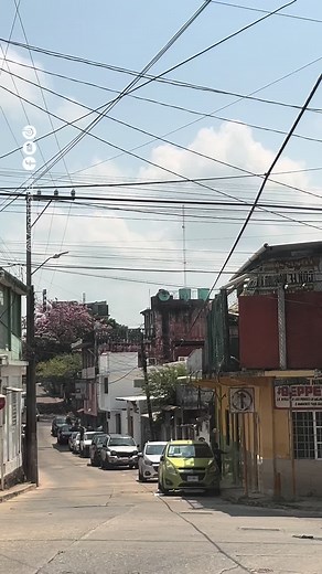 Recorrido corto en calles en el Centro de Minatitlán Veracruz 💙💙💙 ¡Disfruten el recorrido! 🚘🚏 📹 Más videos completos visítenos en nuestro canal de YT #minatitlansiiii #MinatitlanSiiii #MinatitlanEsMiCasa #minatitlanveracruz #MinatitlanVeracruz #fyp #MinatitlanVer #minatitlanveracruz🇲🇽 #minatitlanver