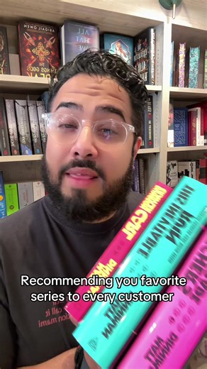 Recommending #DungeonCrawlerCarl to everyone I know forevermore ❤️ 🐱 #fyp #books #bookrecs #indiebookstore