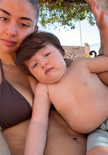 At this point you’re probably wondering why Cai is always shirtless… 😂 It’s because he gets hot so easily. I swear he’s part Viking or something like the Swedish side of him 🇸🇪