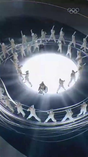 What a vibe!💃 The #Paralympics Opening Ceremony is in full swing!🤩#MilanoCortina2026