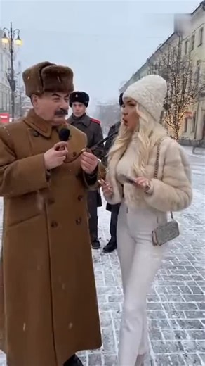 4CH + AI = on Instagram