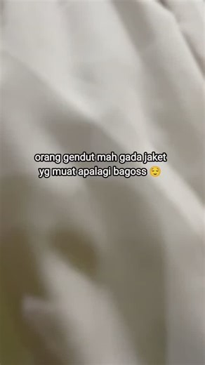 susi official on Instagram: "kalo kalian berhijab bisa ambil yg jaket pertama, kalo kalian suka crop ambil jaket kedua, kalo kalian nyari jaket yg tebel ambil yg ketiga, tapi kalo kalian nyari jaket yg adem dingin trus tangannya gede ambil jaket yg terakhir ⋆ [𝙇!𝙉𝙆 𝙎𝙀𝙈𝙐𝘼 𝙊𝙐𝙏𝙁𝙄𝙏] OUTFIT OPENING • kulot 973 • tank top 1303 • cardigan 1404 OUTFIT 1 • legging 1629 • topi 818 • jaket 1649 • sepatu 1647 OUTFIT 2 • jaket 1657 • celana 1660 • boots 243 OUTFIT 3 • jaket 1306 • legging 1601 