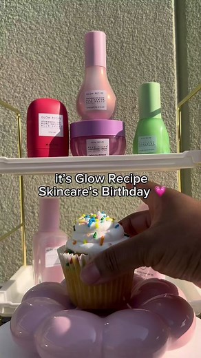 it's our birthday but we're giving you a special gift with code BIRTHDAY 🤭 #glowrecipe #skincaresale #tiktokmademebuyit
