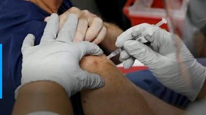 U.S. health secretary mandates COVID-19 vaccine for health care staff