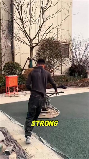 Finishing Pervious Concrete — You Need a Strong Back for This Job!#construction #roadconstruction #engineering #concrete #satisfying #howitsmade #heavymachinery #constructionlife
