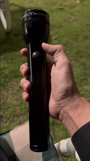 Maglite 2 D led Flashlight