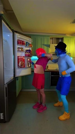 Mommy Long Legs' Tummy Rumbles! 🍭😋 #shorts