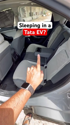 Tata Curvv EV has a great feature for Travellers #manishbhardwaj #electriccarreview #ev #shorts