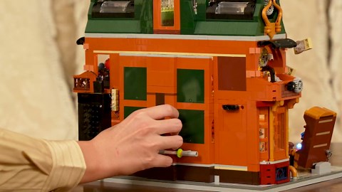 Steampunk Time-Rift Library Lighting Building-Bricks Set, 3187 Pcs Modular Building from Chrono Custodians Collection Display Set for Adults and Steampunk Lovers