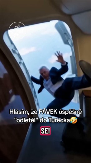 Hlásím, že "PÁVEK" úspěšně "odletěl" do Turecka!🤣 #shorts #vtipy #cz