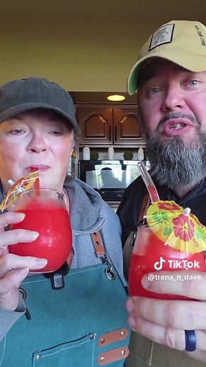 How to Make a Bahama Mama Slushie with Ninja SLUSHi