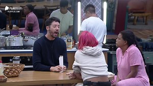 1.2M views · 27K reactions | Rico Melquiades contou que desde que começou a ficar famoso e ganhar bem, conseguiu realizar vários sonhos de suas tias e irmãs, desde aplicação de silicone até por empregos para elas. 鸞  Assine o PlayPlus.com e tenha acesso à transmissão 24 horas em nove sinais exclusivos de A Fazenda 13. https://www.r7.com/UqcA | A Fazenda | Facebook