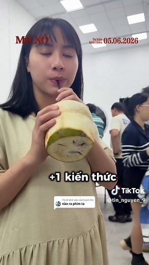 Uống dừa khi mang bầu: tháng nào an toàn?