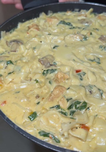 Creamy Fettuccine Alfredo Pasta Recipe