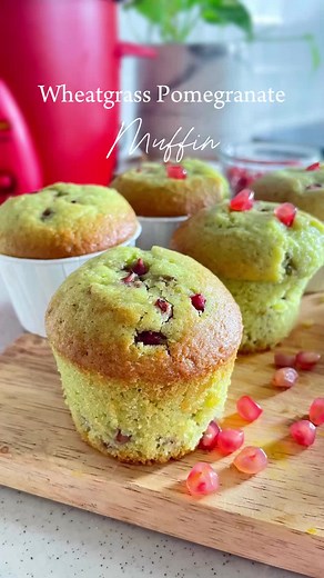 Muffin Wheatgrass & Pomegranate Yang lembut dan sihat 😊 #muffins #pomegranate #buahdelima #MYfoodie #foodietiktok