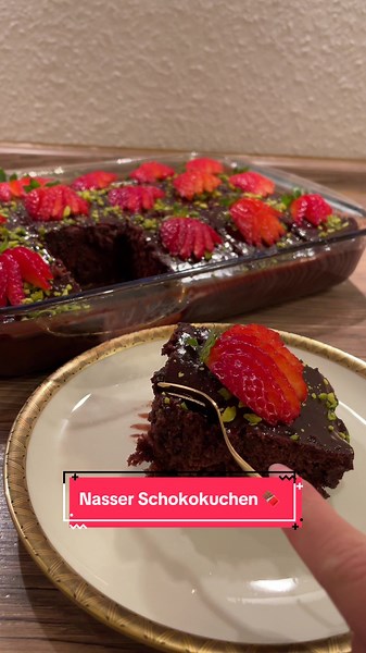 Nasser Schokokuchen: Einfaches Rezept für Schokoladenliebhaber