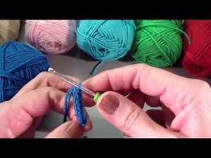 Learning to crochet: the magic loop