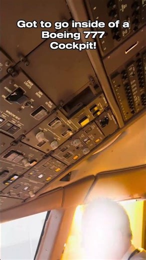 777 Cockpit! #plane #boeing777 #cockpit